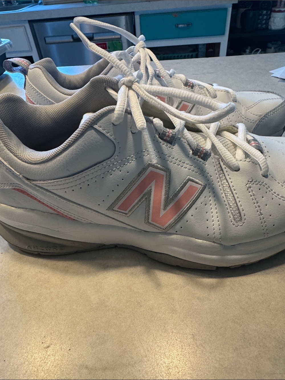 NEW BALANCE 608 CROSS TRAINERS 
SIZE 9.5 
Pink and white 
LIKE New Condition!